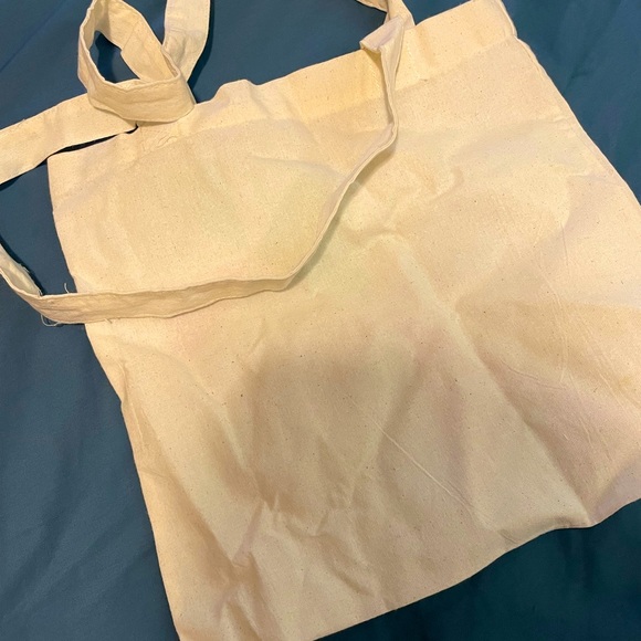 Diptyque Limited Edition Promotional Tote Bag - Picture 5 of 7